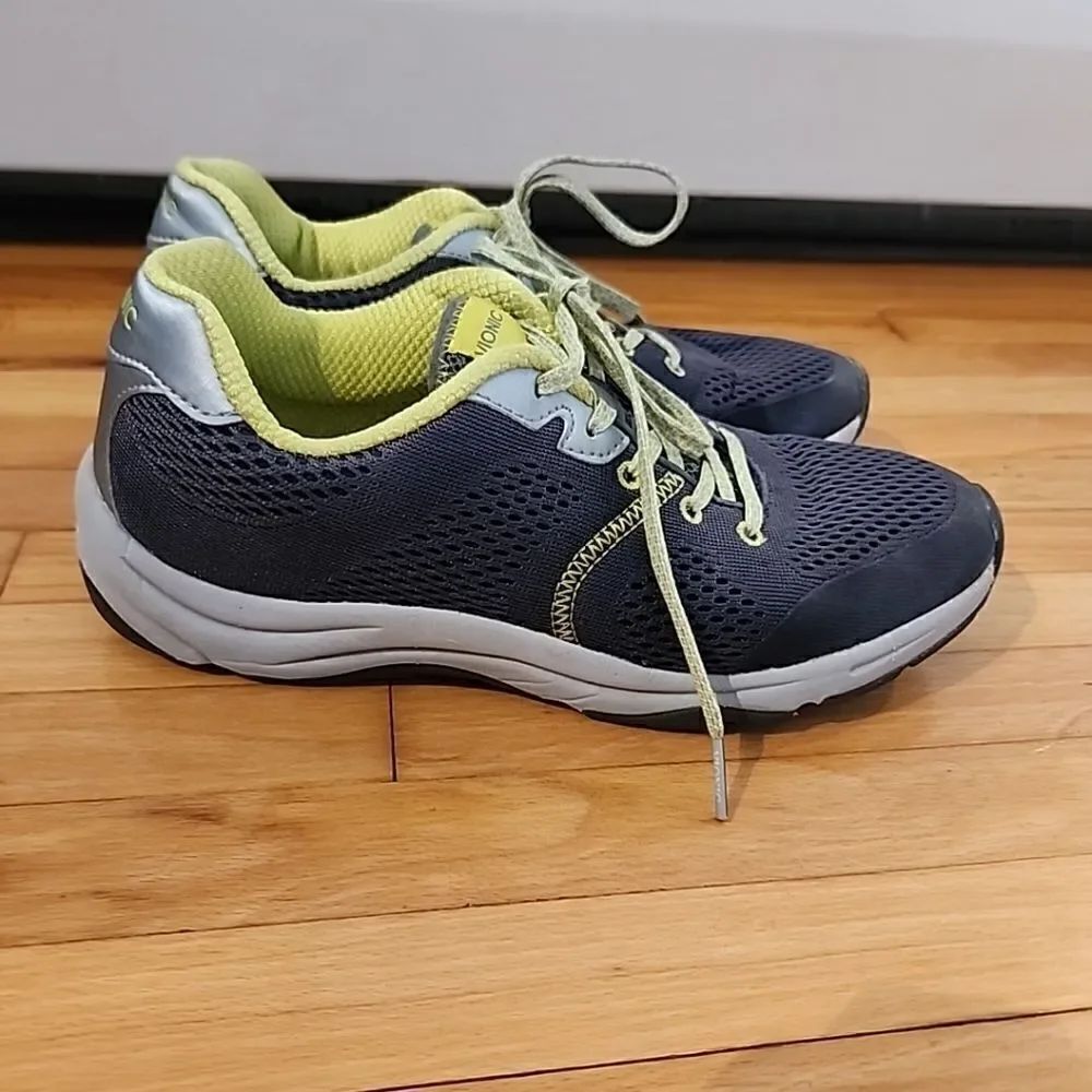 Vionic Action Emerald 335 Lace Up Sneakers Women's US 7 EU 38 Gray Yellow
